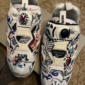 Vetements x Reebok InstaPump Fury Graffiti Sneaker size 6.5 unisex with box
